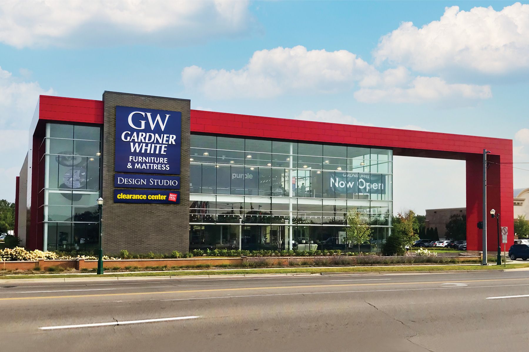 Storefront image of Gardner White's Canton location